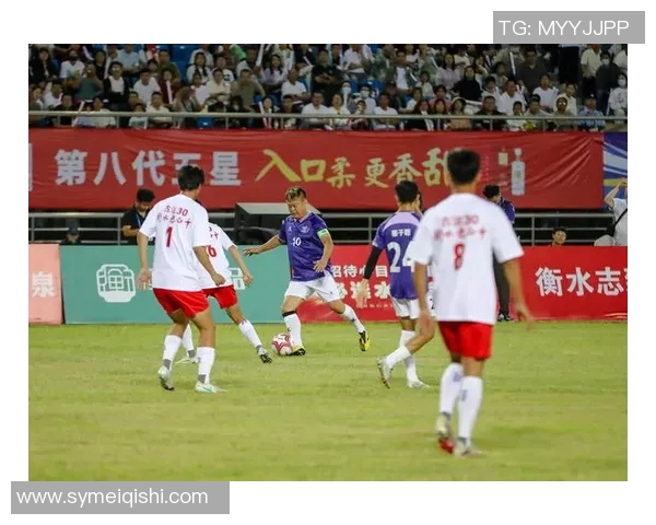 被解约的足球明星背后故事揭示了职业生涯的无常与挑战